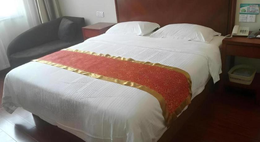 Greentree Inn Linyi Feixian Jianshe Road Express Hotel Exterior foto